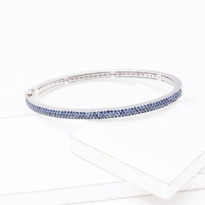 MAINE BLUE SAPPHIRE BANGLE IN STERLING SILVER