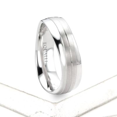 IAPIS ENGAGEMENT RING IN 14K GOLD by Equalli.com